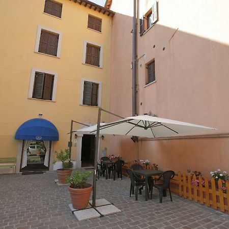 Il Cavallino Fossombrone Esterno foto